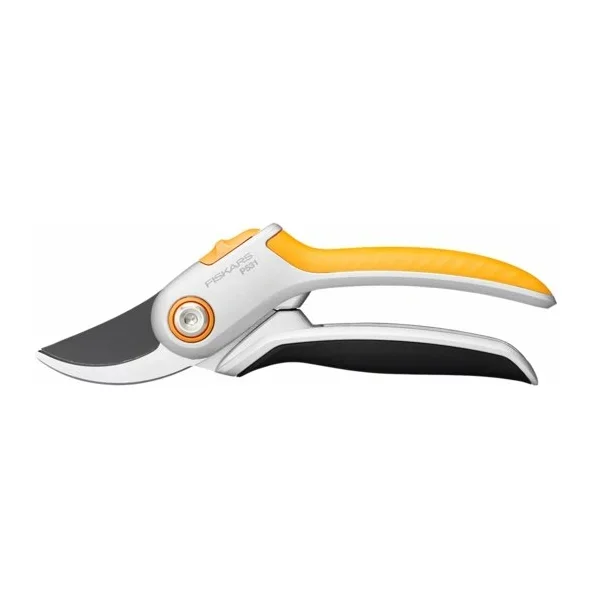 Металлический секатор плоскостной"FISKARS" P531 1057168